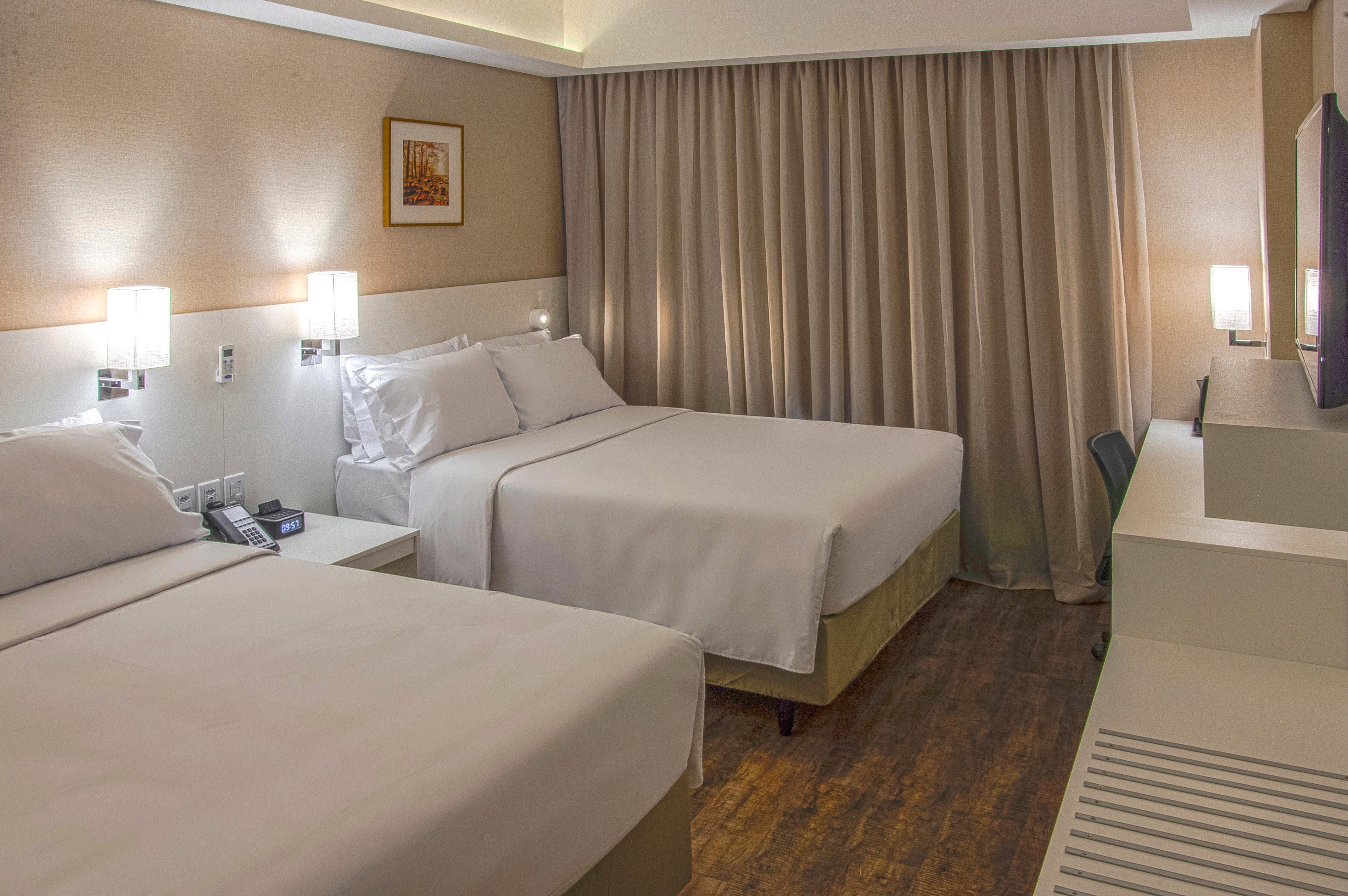 Holiday Inn Express - Farroupilha, Um Hotel Ihg Экстерьер фото